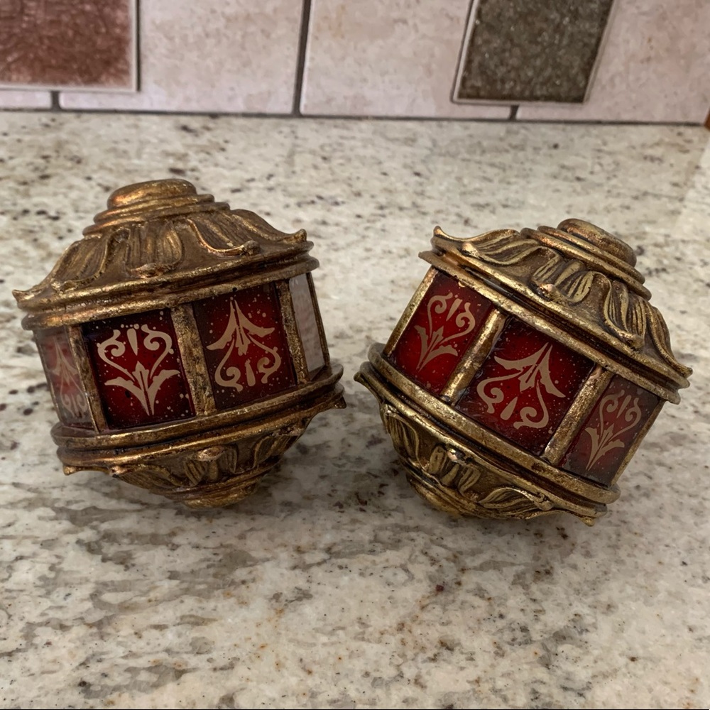 Gold & Maroon Decorative 4” Balls
